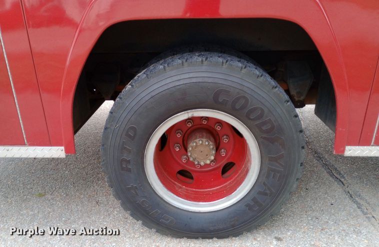 image for item NY9353 1984 Ford F700 pumper fire truck