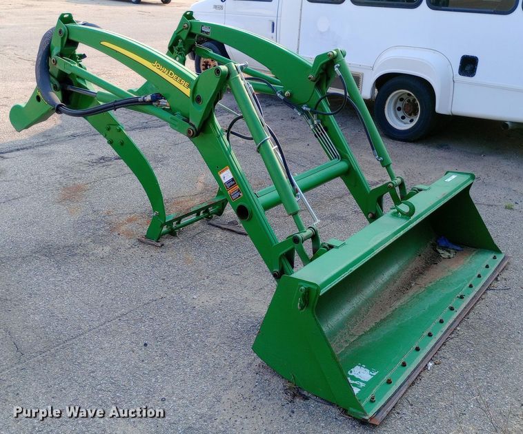 image for item NY9377 2011 John Deere 400CX loader