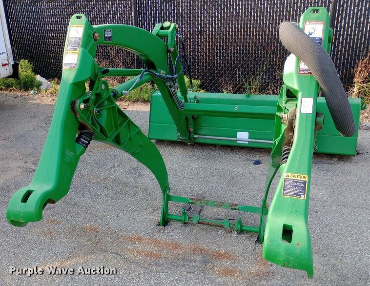 image for item NY9377 2011 John Deere 400CX loader