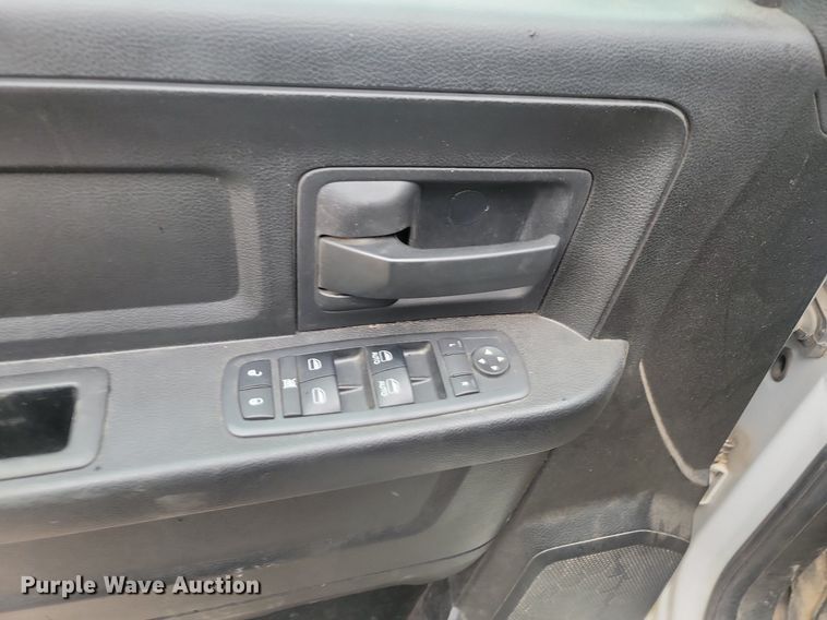 image for item OD9573 2018 Dodge Ram 1500 Crew Cab pickup truck