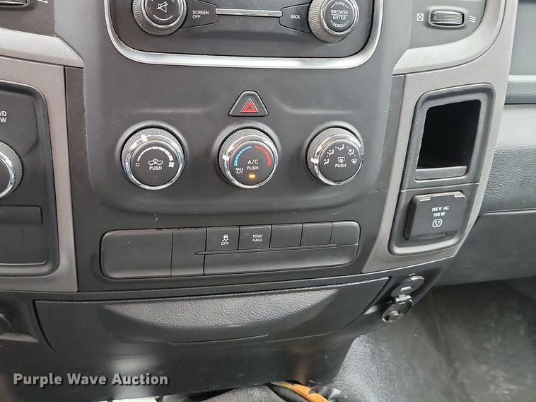 image for item OD9573 2018 Dodge Ram 1500 Crew Cab pickup truck