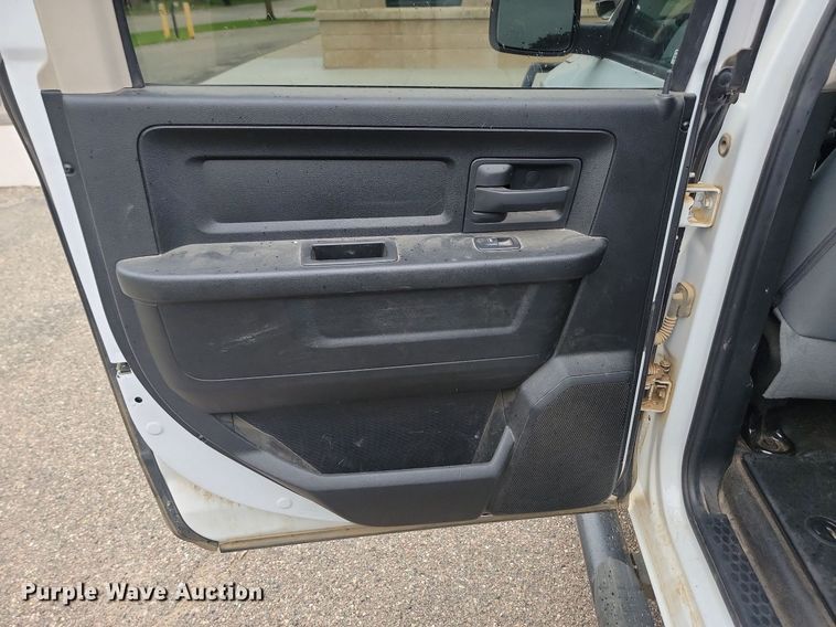 image for item OD9573 2018 Dodge Ram 1500 Crew Cab pickup truck