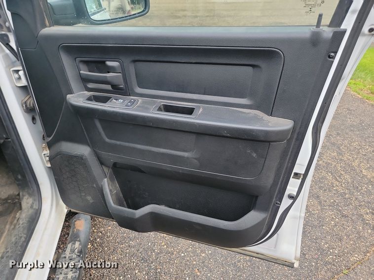 image for item OD9574 2018 Dodge Ram 1500 Crew Cab pickup truck