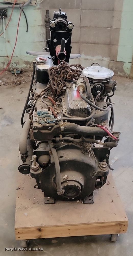 image for item OD9653 MerCruiser MCM470 engine