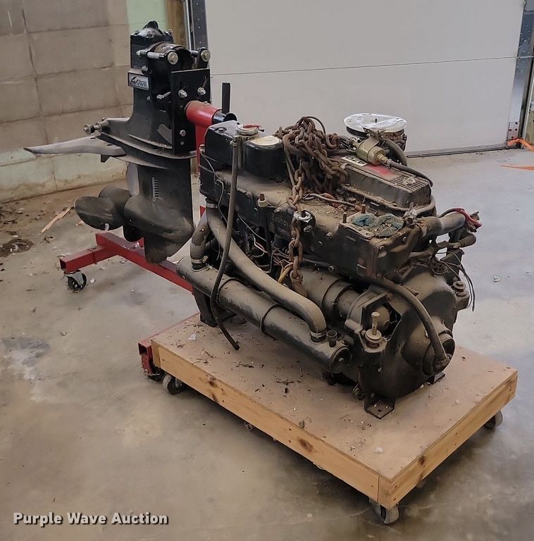 image for item OD9653 MerCruiser MCM470 engine