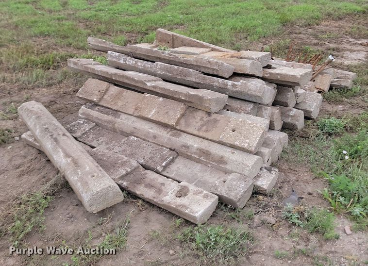 image for item OD9655 Approximately 40 cement parking blocks