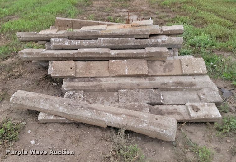 image for item OD9655 Approximately 40 cement parking blocks