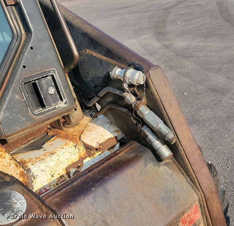 image for item OD9659 1992 Bobcat 7753 skid steer loader