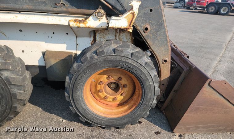 image for item OD9659 1992 Bobcat 7753 skid steer loader