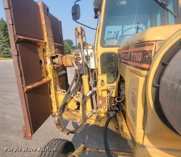 image for item OD9660 1991 Ford 7710 tractor