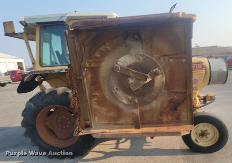 image for item OD9660 1991 Ford 7710 tractor