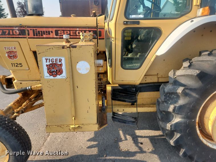 image for item OD9660 1991 Ford 7710 tractor