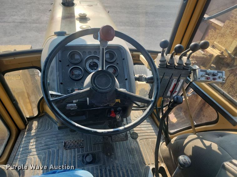 image for item OD9660 1991 Ford 7710 tractor