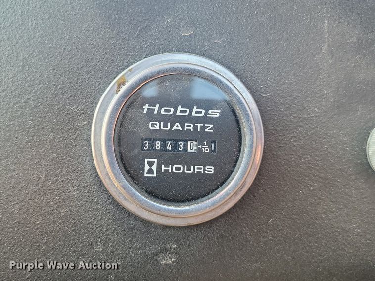 image for item OD9660 1991 Ford 7710 tractor