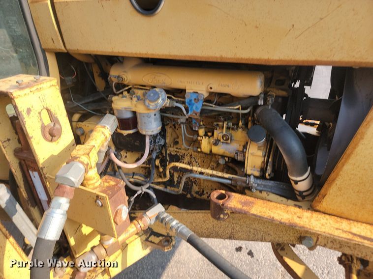 image for item OD9660 1991 Ford 7710 tractor