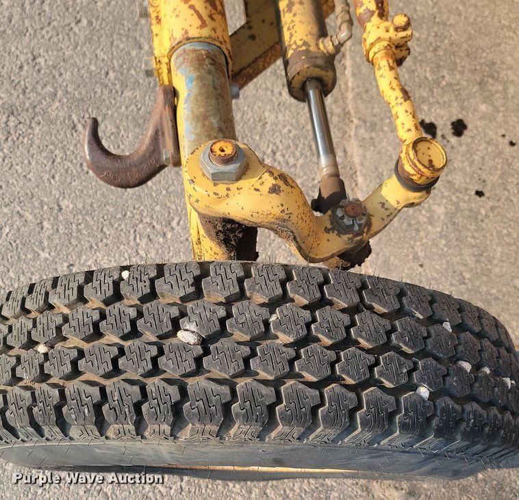 image for item OD9660 1991 Ford 7710 tractor