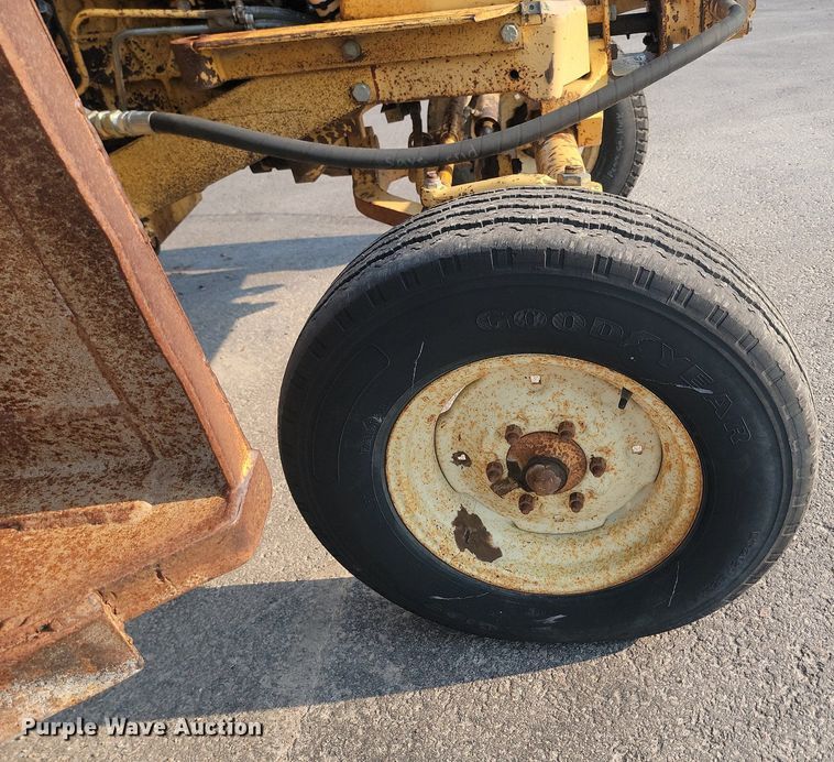 image for item OD9660 1991 Ford 7710 tractor