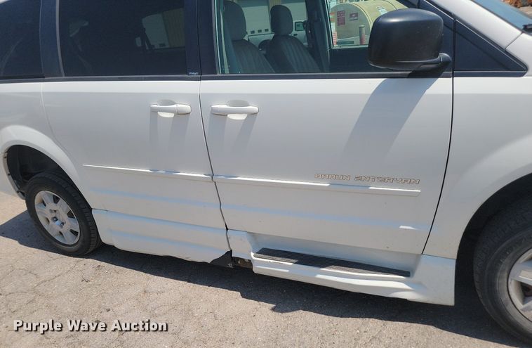 image for item OD9661 2012 Dodge Grand Caravan handicap accessible van