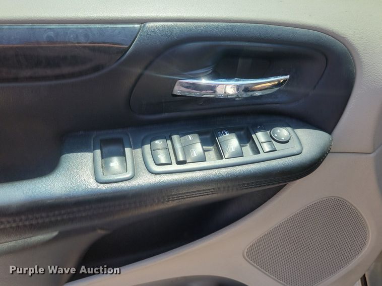 image for item OD9661 2012 Dodge Grand Caravan handicap accessible van