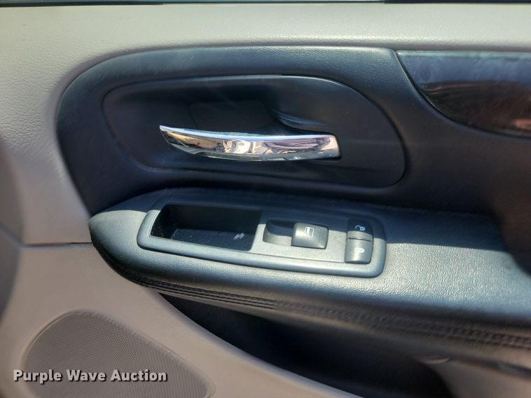 image for item OD9661 2012 Dodge Grand Caravan handicap accessible van