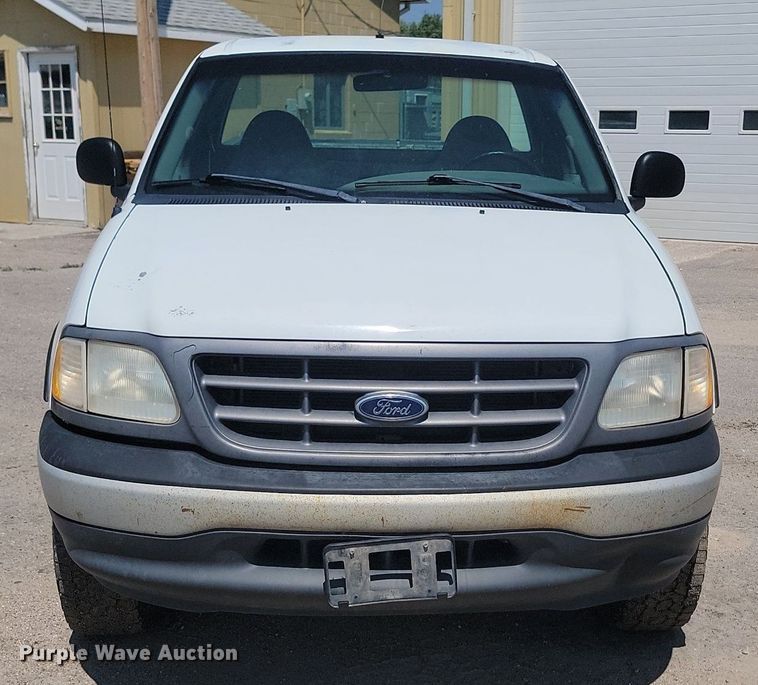 image for item OD9664 2000 Ford F150 pickup truck