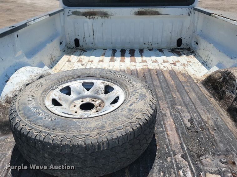 image for item OD9664 2000 Ford F150 pickup truck