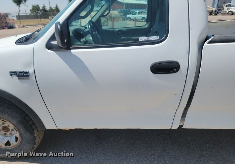 image for item OD9664 2000 Ford F150 pickup truck