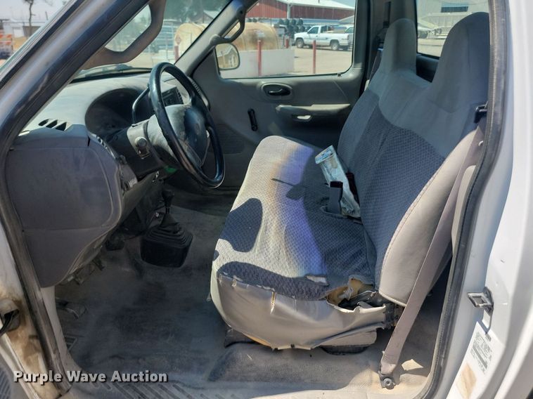 image for item OD9664 2000 Ford F150 pickup truck