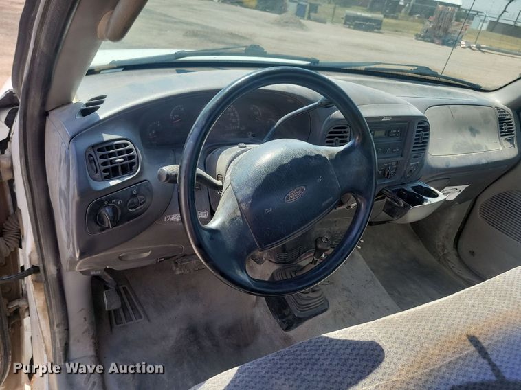 image for item OD9664 2000 Ford F150 pickup truck