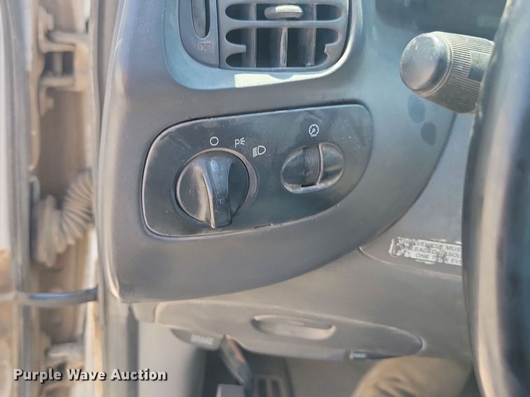 image for item OD9664 2000 Ford F150 pickup truck