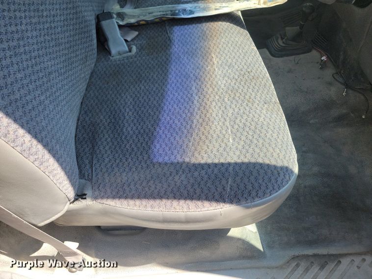 image for item OD9664 2000 Ford F150 pickup truck