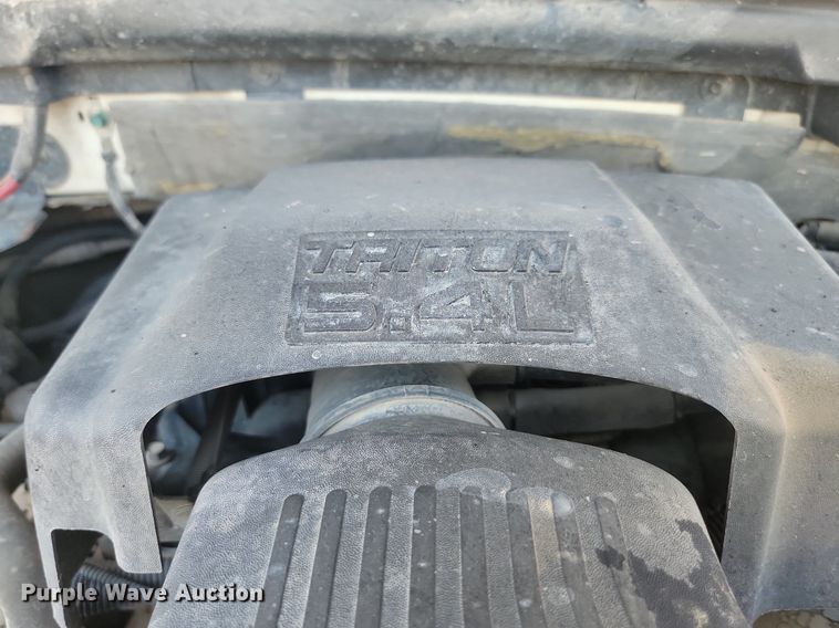 image for item OD9664 2000 Ford F150 pickup truck