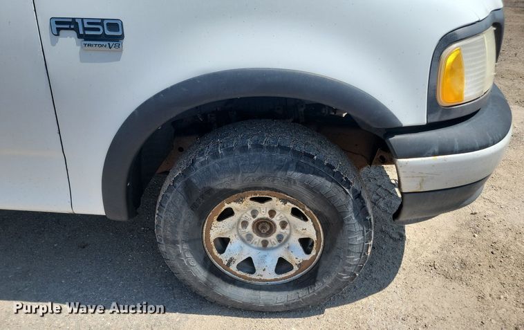 image for item OD9664 2000 Ford F150 pickup truck