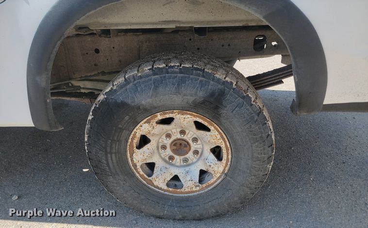 image for item OD9664 2000 Ford F150 pickup truck