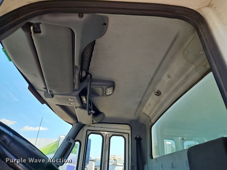 image for item OF9822 2011 International  7300 refuse truck