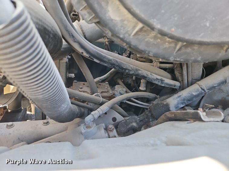 image for item OF9822 2011 International  7300 refuse truck