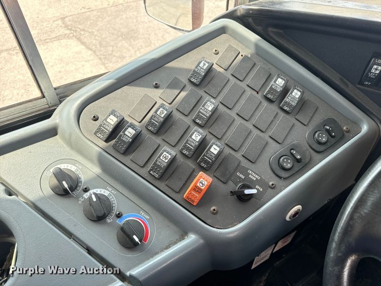 image for item OF9882 2014 IC Corporation  PB10500 school bus