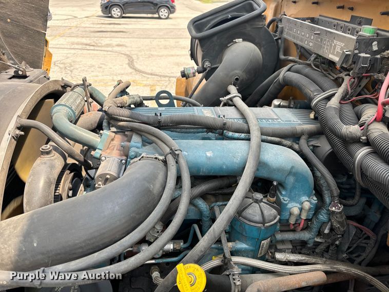 image for item OF9883 2007 IC Corporation  PB10500 school bus