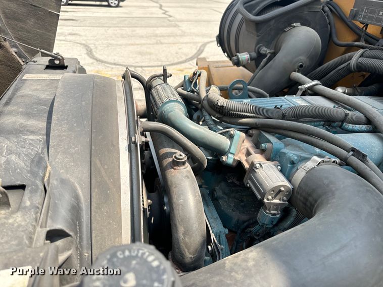 image for item OF9883 2007 IC Corporation  PB10500 school bus