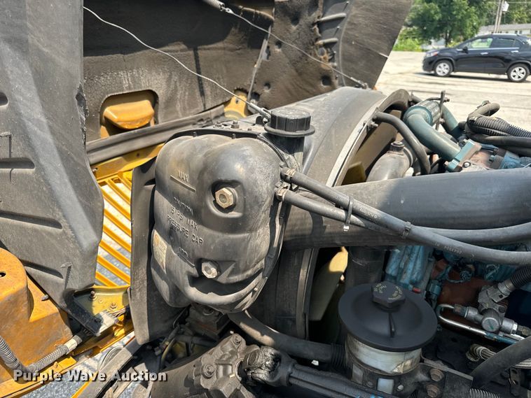 image for item OF9883 2007 IC Corporation  PB10500 school bus