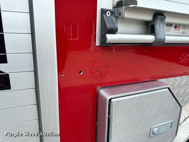 image for item OF9884 2010 International  4400 DuraStar pumper fire truck