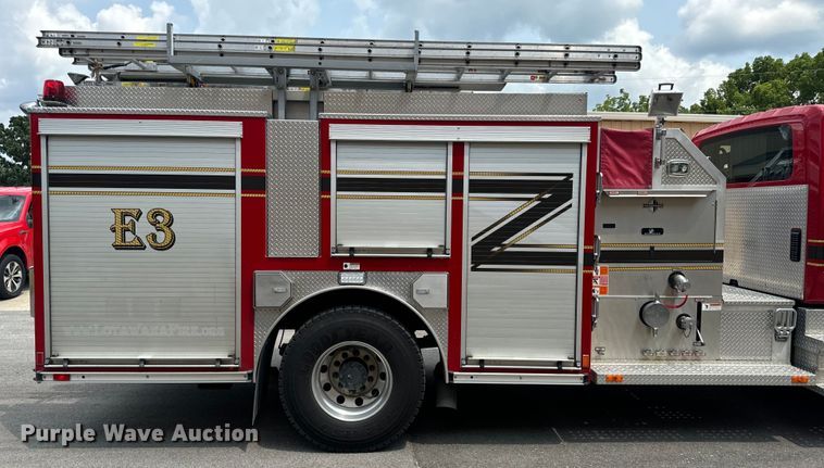 image for item OF9884 2010 International  4400 DuraStar pumper fire truck