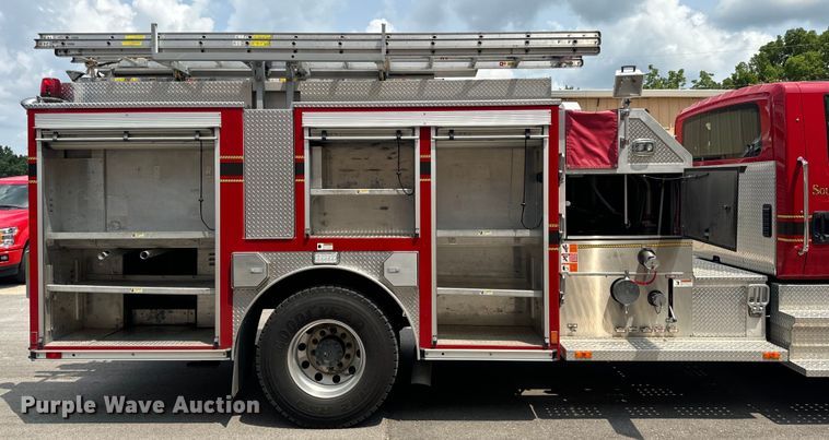 image for item OF9884 2010 International  4400 DuraStar pumper fire truck