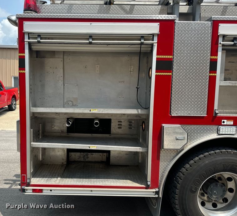 image for item OF9884 2010 International  4400 DuraStar pumper fire truck