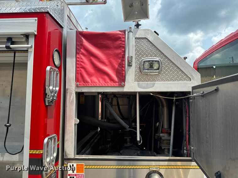 image for item OF9884 2010 International  4400 DuraStar pumper fire truck