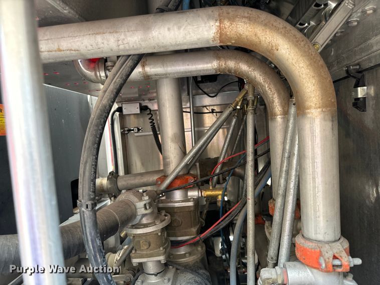 image for item OF9884 2010 International  4400 DuraStar pumper fire truck