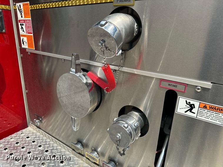 image for item OF9884 2010 International  4400 DuraStar pumper fire truck