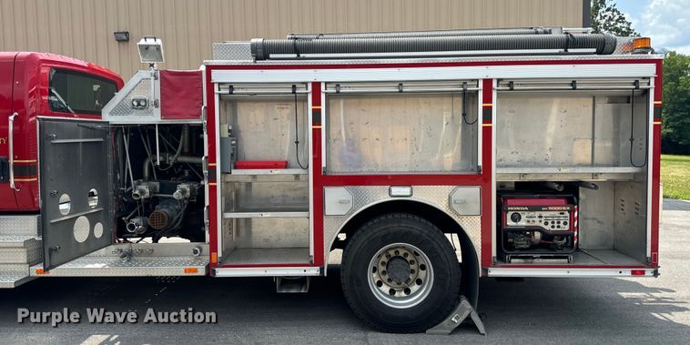 image for item OF9884 2010 International  4400 DuraStar pumper fire truck