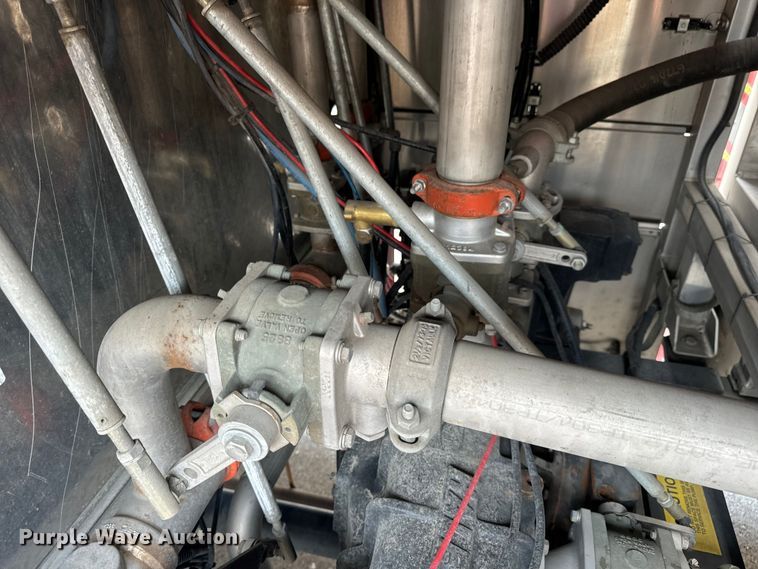 image for item OF9884 2010 International  4400 DuraStar pumper fire truck