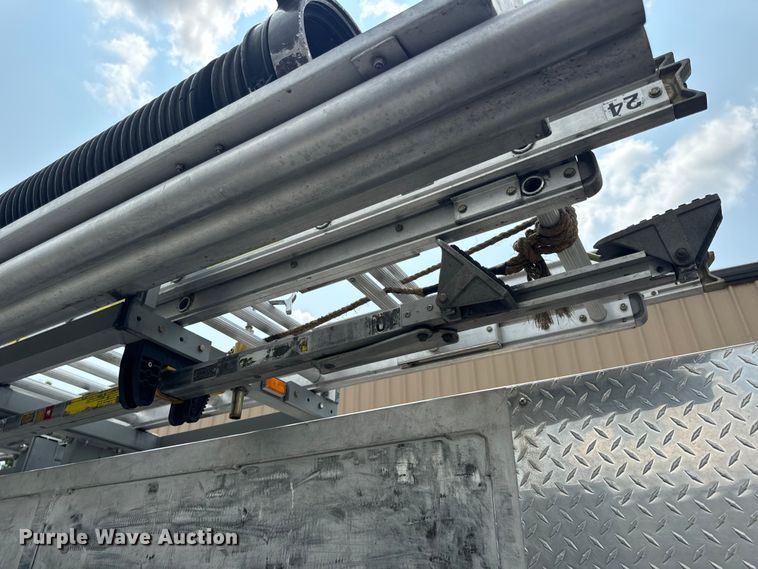 image for item OF9884 2010 International  4400 DuraStar pumper fire truck